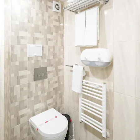 Boutique 5 - Free Parking - Free Breakfast - Free Internet - Evse Hotel Sofie
