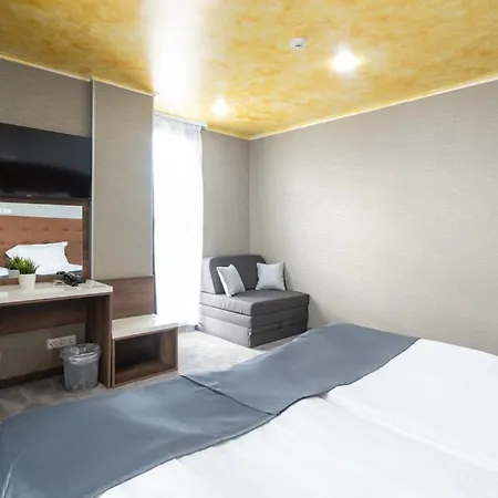Boutique 5 - Free Parking - Free Breakfast - Free Internet - Evse Sofia