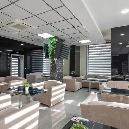 Boutique 5 - Free Parking - Free Breakfast - Free Internet - Evse Hotel Sofie