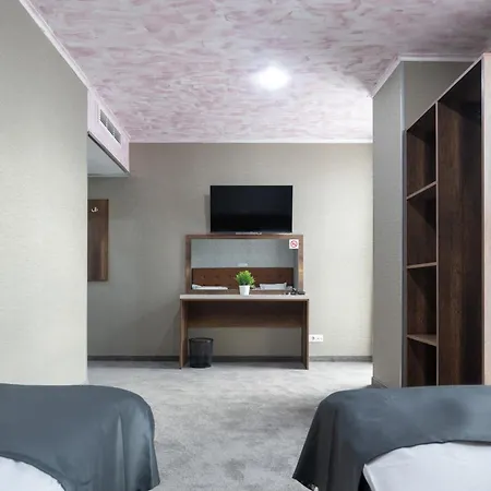 Boutique 5 - Free Parking - Free Breakfast - Free Internet - Evse